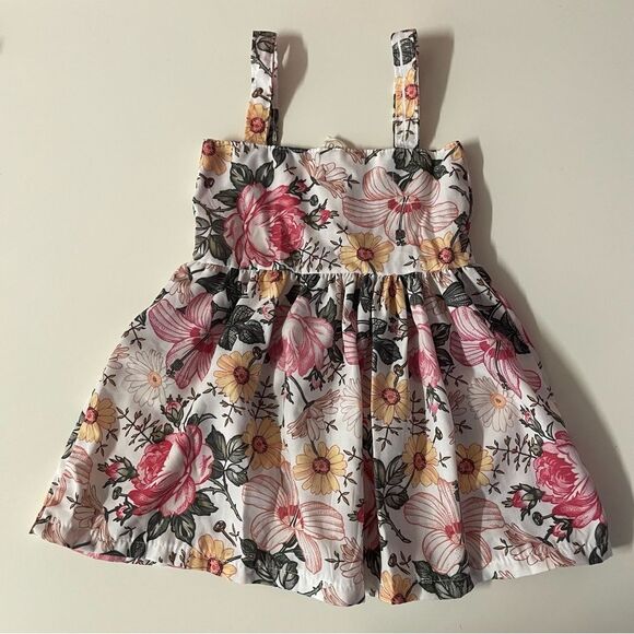 Baby Girls’ White Floral Button Down Sun Dress EUC 9-12 Months - Picture 2 of 9